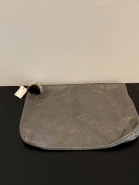 Kempton & Co. Silver Pouch